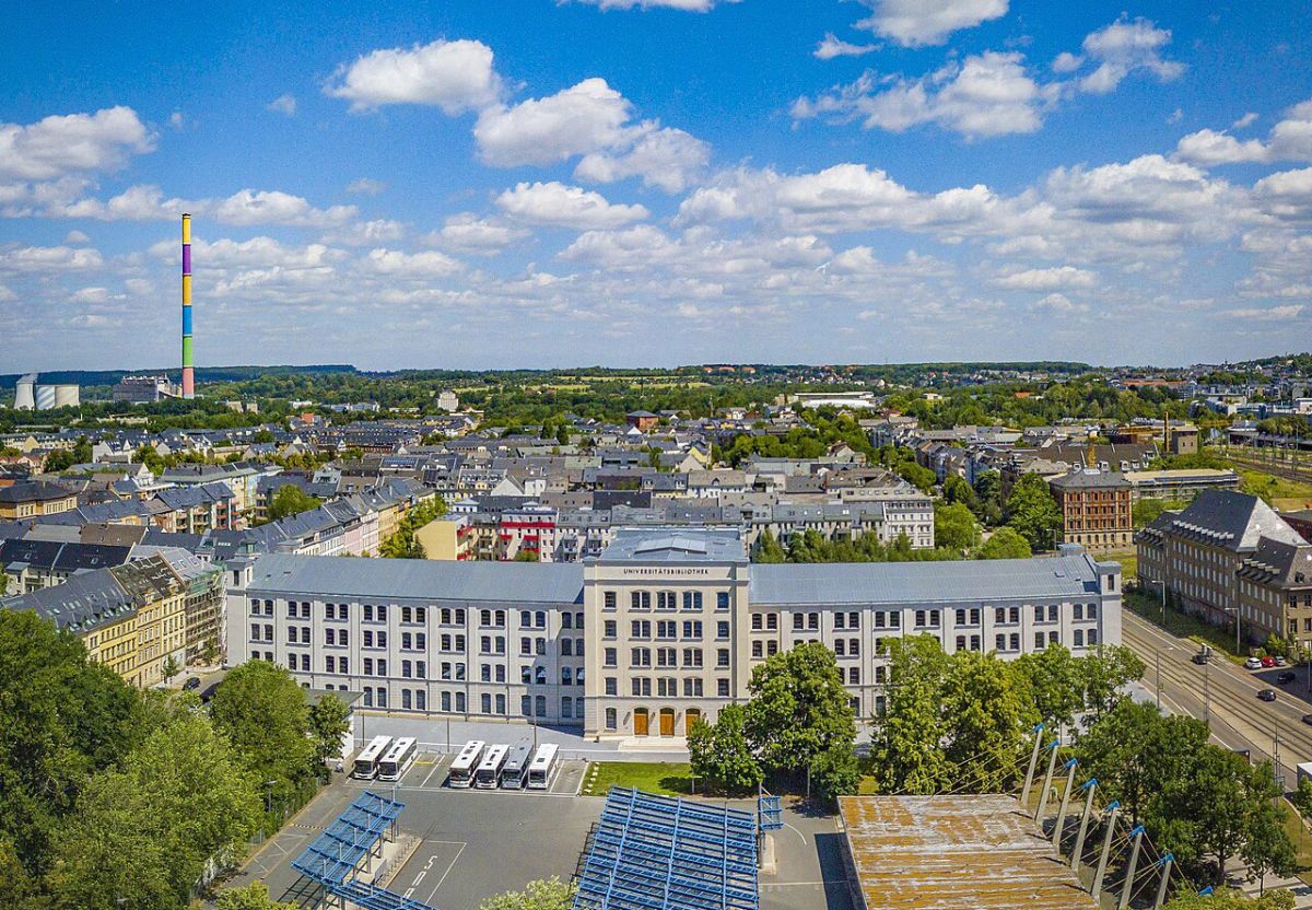 Unibibliothek in der Alten Aktienspinnerei